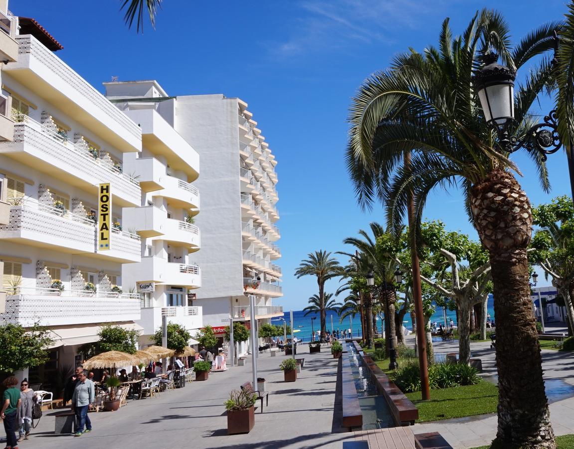 Hostal Yebisah Santa Eulária des Riu Exterior foto